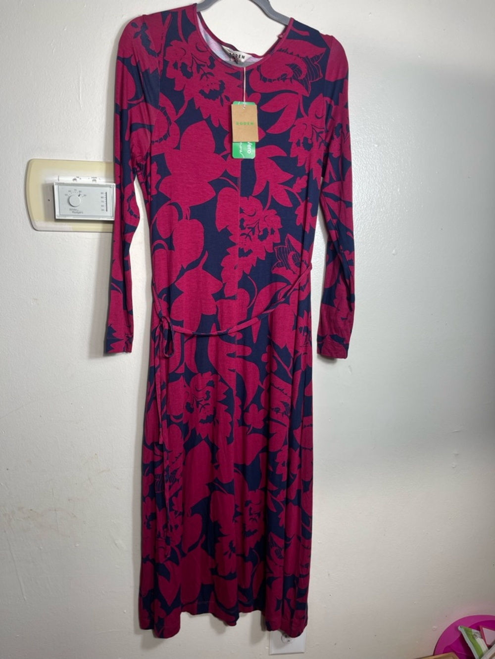Boden Lucy Jersey Midi Dress Warm Cranberry Tulip Bloom Floral NWT Size 10 - Picture 2 of 7